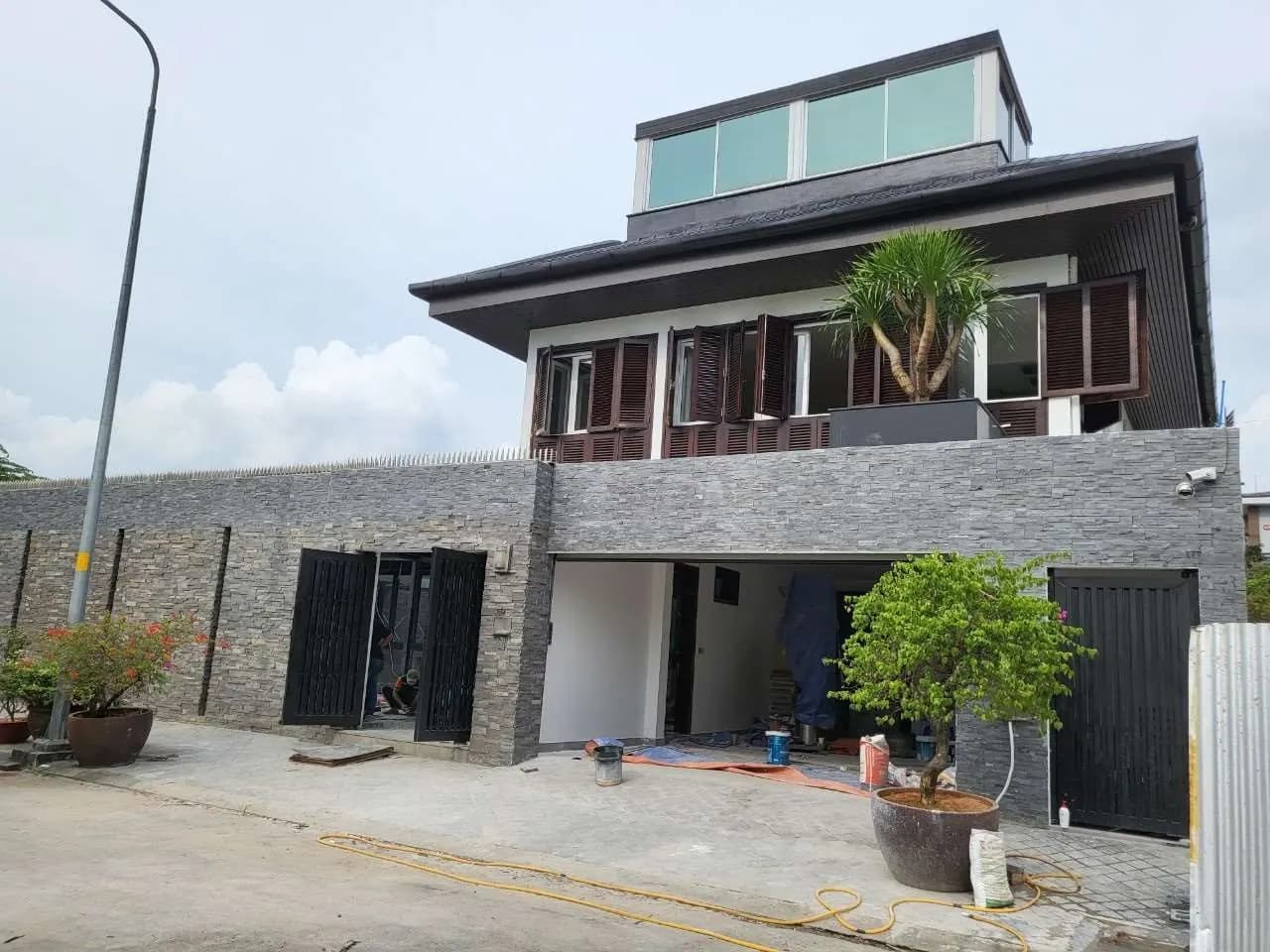 Ruby Villa – Cửa sổ, cửa đi ngoại thất