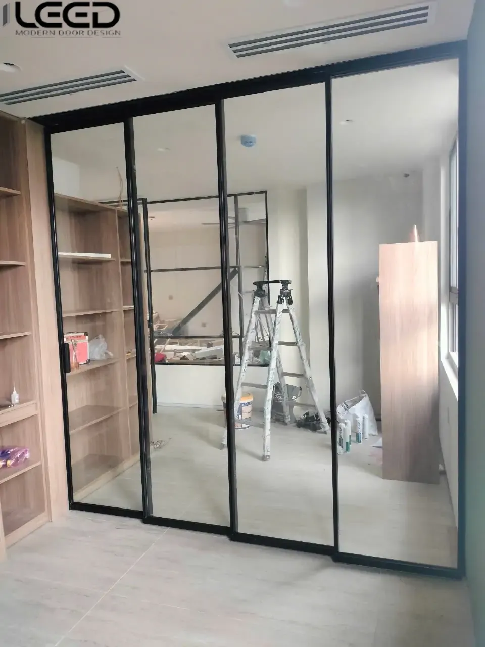 CỬA KHÔNG RAY DƯỚI B